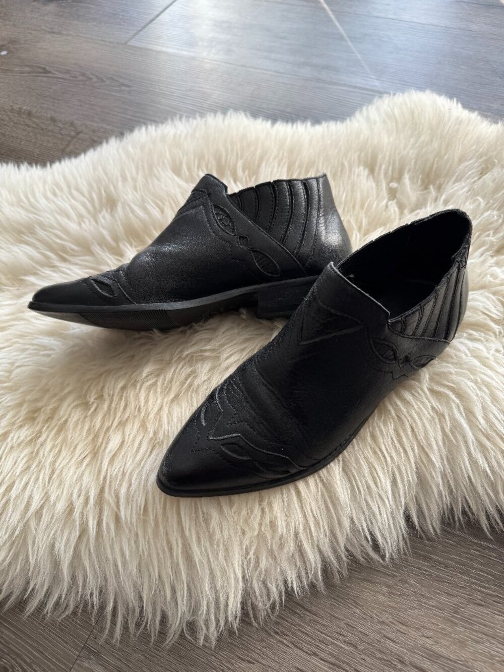 Vtg 80s 90s Palomino black leather witchy boho western ankle boots / sz 6.5